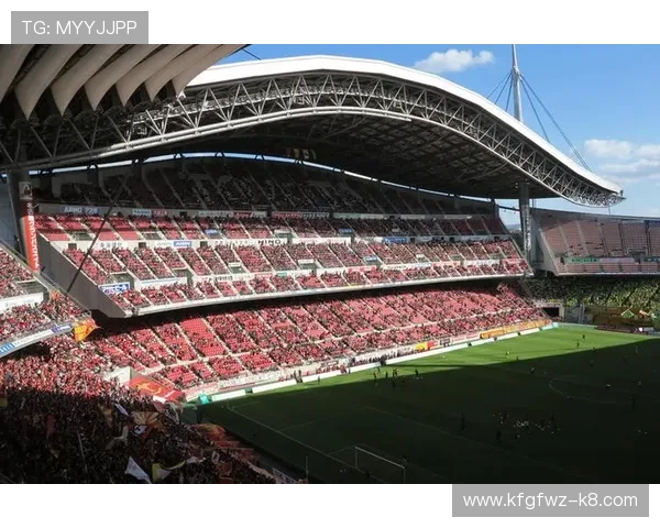 凯发足球官网下载手机版：安全稳定的足球娱乐平台推荐