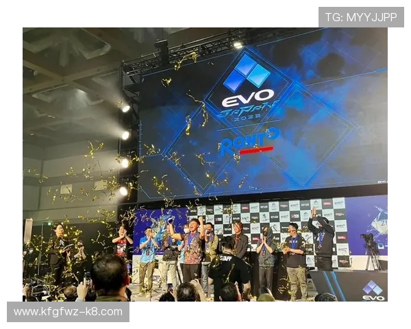 在EVO厅举办的电竞比赛中，体验最激烈的对抗和最精彩的团队合作瞬间